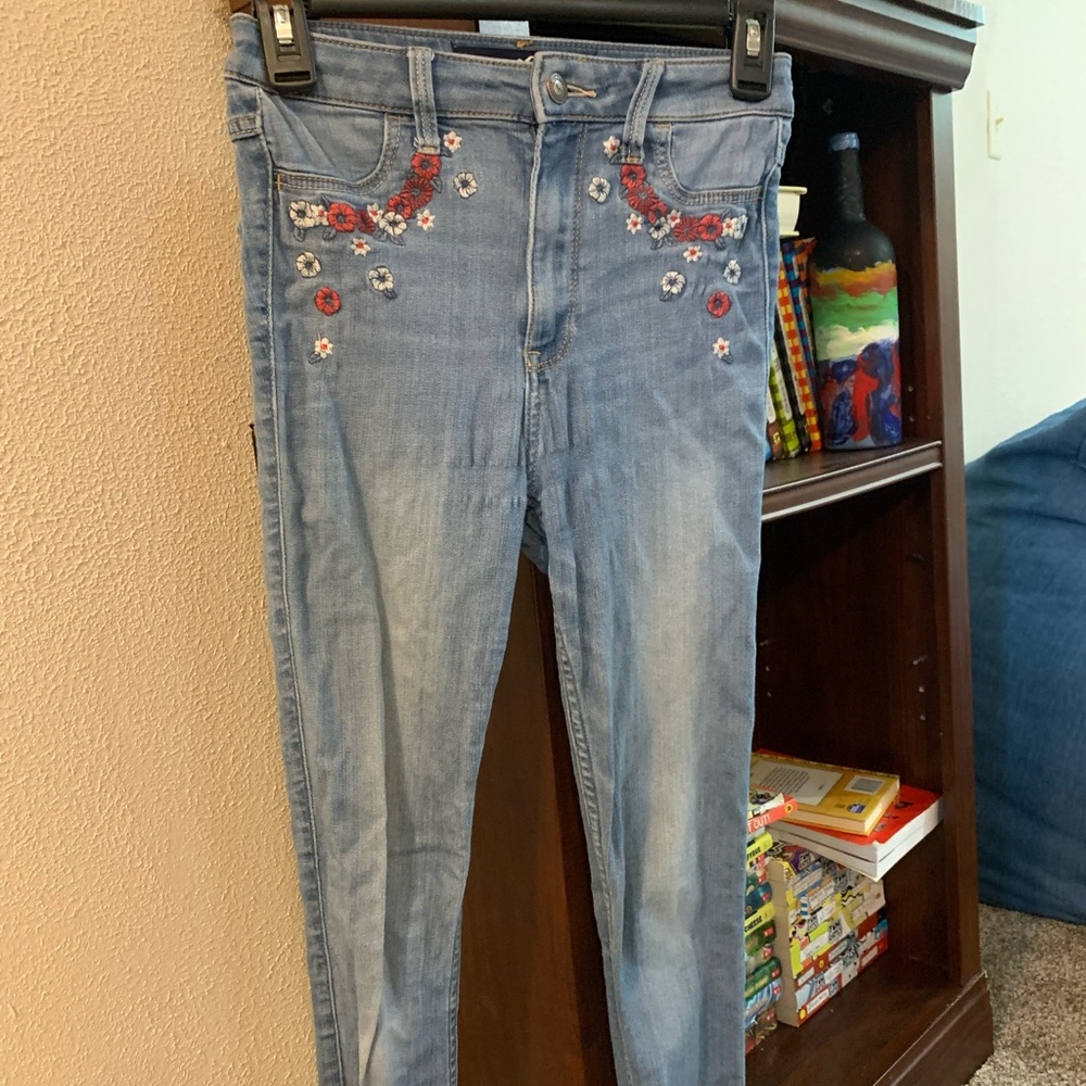 Hollister Light Embroidered Jeggings
